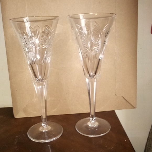 Waterford Crystal Millennium Continental fluted champagne glasses - set of 2. - Picture 1 of 9